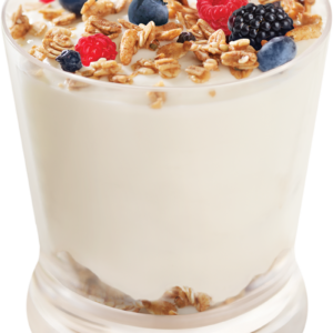 yogur con granola y frutos rojos